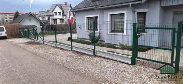 Privātmāja Talsi (3D panelis, pasētas, bīdāmie vārti, gājēju vārti)